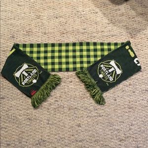 Portland Timber’s Scarf